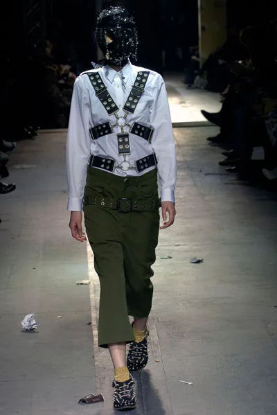 Look 30